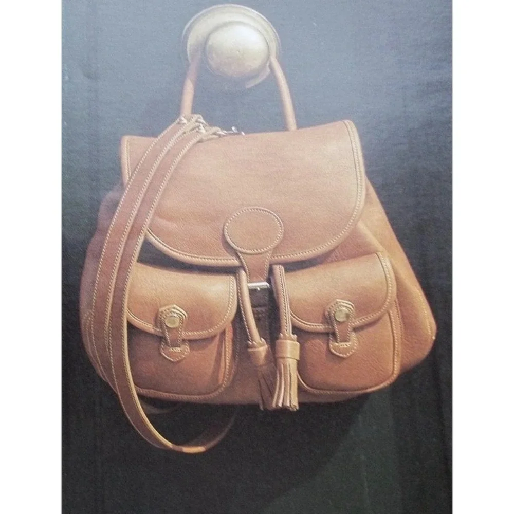 Vintage Dooney & Bourke 1999 Canyon Glove Honey Tan Leather Tassel Backpack
